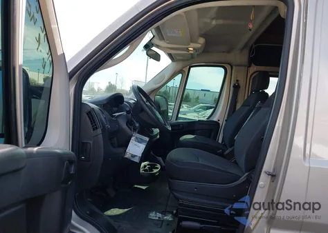 2018 Ram Promaster 2500 High Roof 136 Wb из США, поврежденный, VIN 3C6TRVCG9JE124728